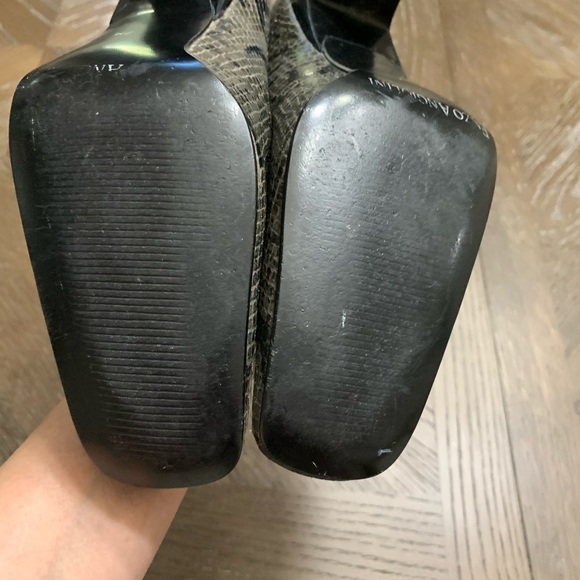 Vintage 90’s Enzo Angiolini gray snakeskin heels - Picture 8 of 15